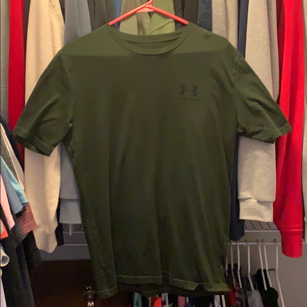 Under Armor TShirt